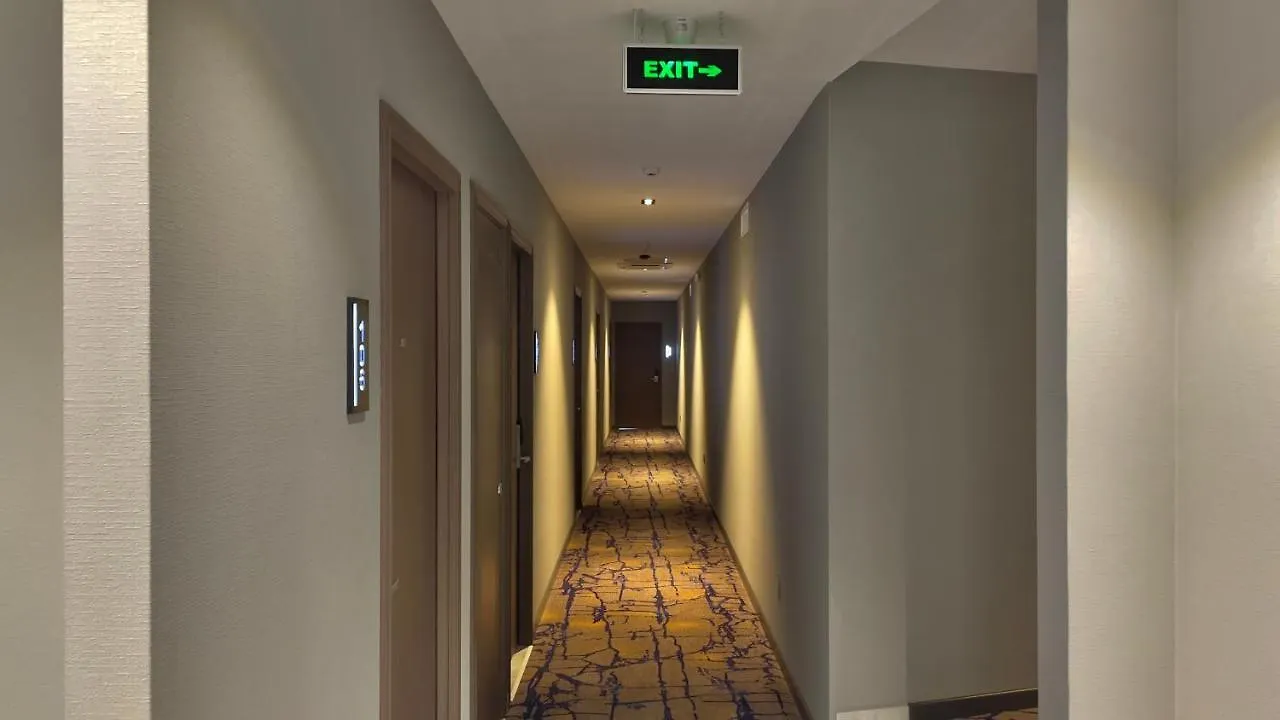 מלון Eleven Inn טביליסי